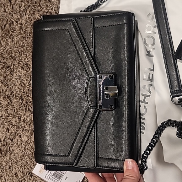 NWT Michael Kors Kinsley Crossbody with Matching Wallet - Picture 2 of 11